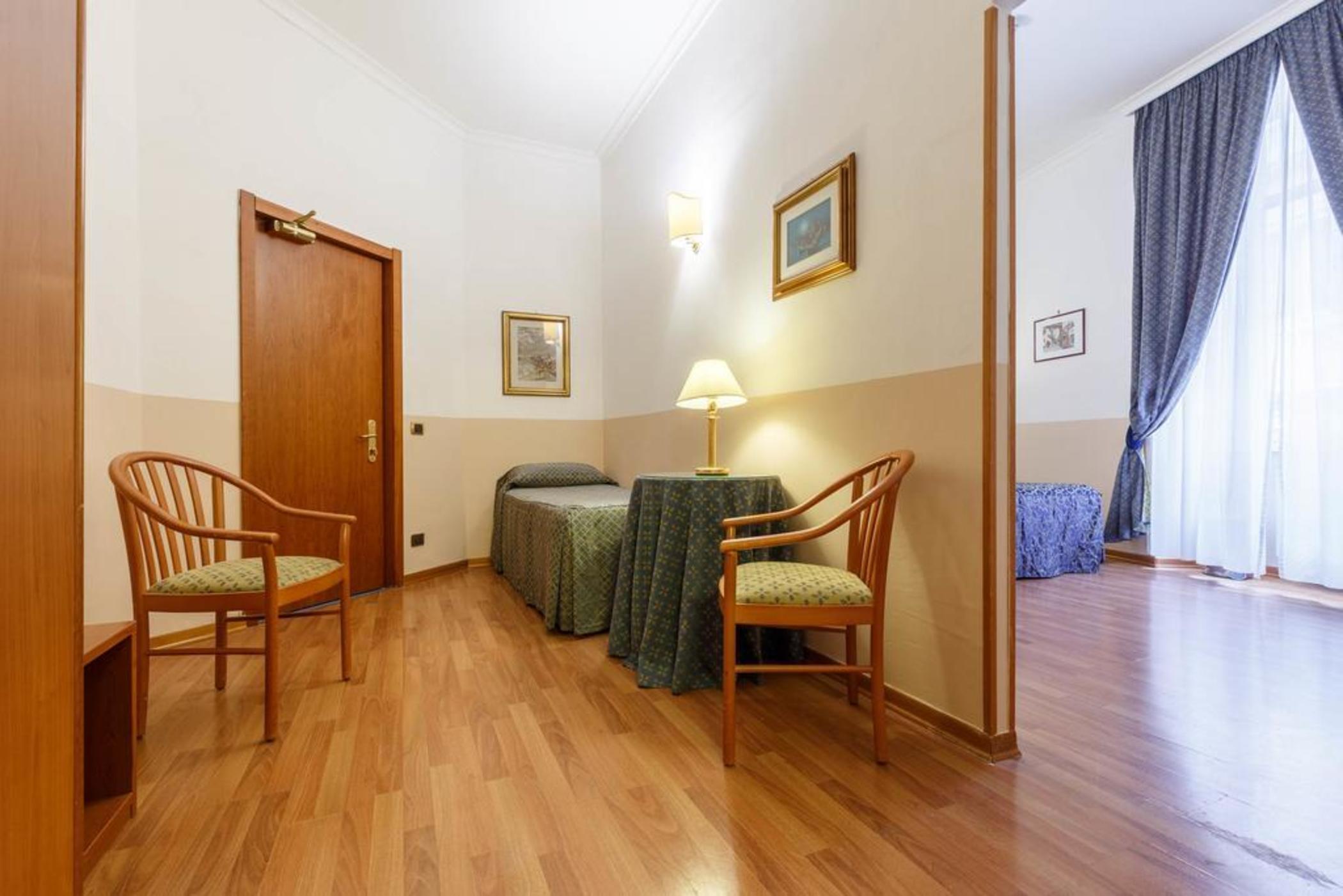 Hotel Paris 3*