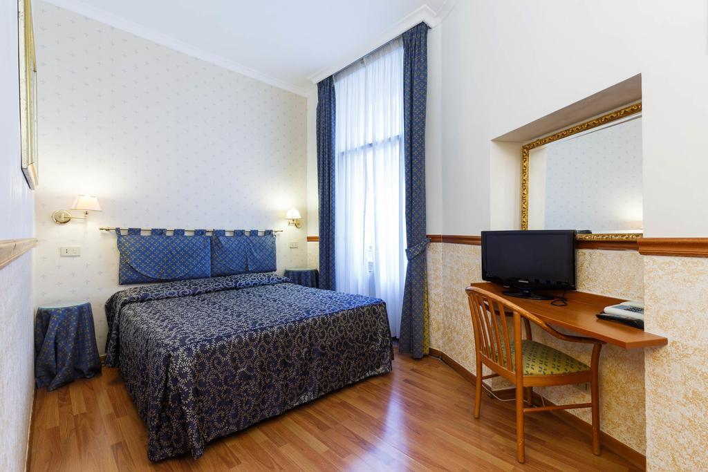 Hotel Paris