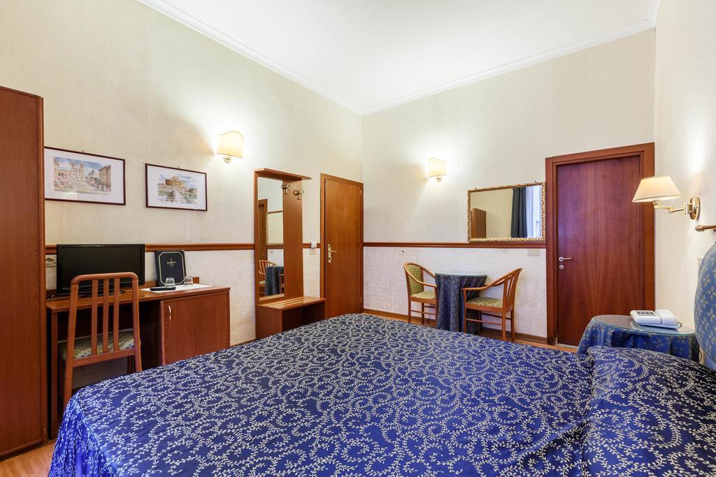 Paris Hotel Roma