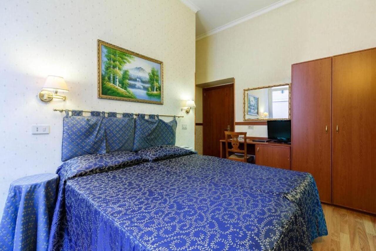 Hotel Paris Roma